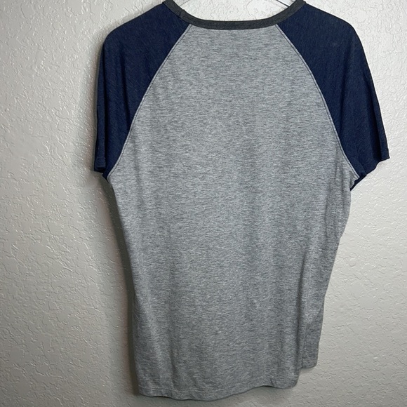 Men’s American Eagle Grey and Blue T Shirt - Picture 6 of 6